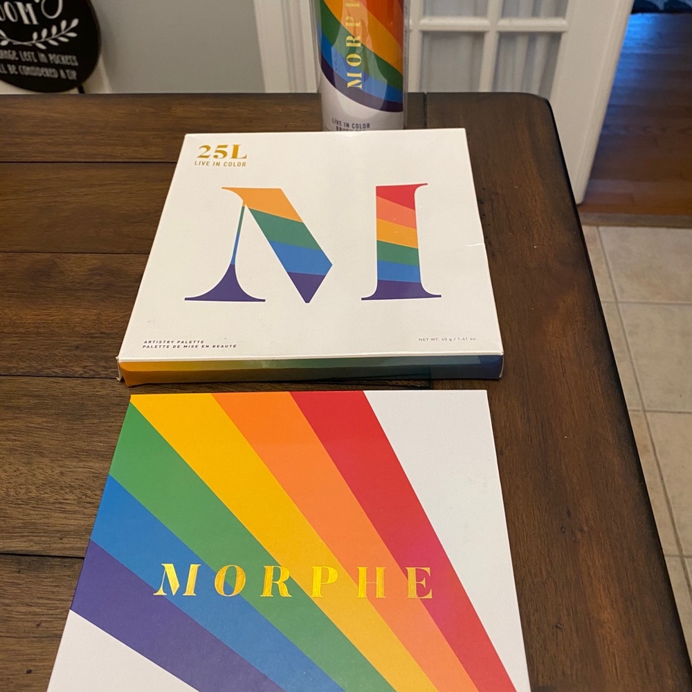 Morphe 25L live in color palette